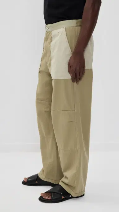MM6 Maison Margiela Patch Pocket Pants Khaki | Thumbnail 4 MM6 Maison Margiela Patch Pocket Pants Khaki | Thumbnail 4