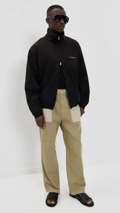 MM6 Maison Margiela Patch Pocket Pants Khaki | Thumbnail 5 MM6 Maison Margiela Patch Pocket Pants Khaki | Thumbnail 5