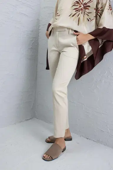 Brunello Cucinelli Stretch Tab Pant - Latte | Thumbnail 3