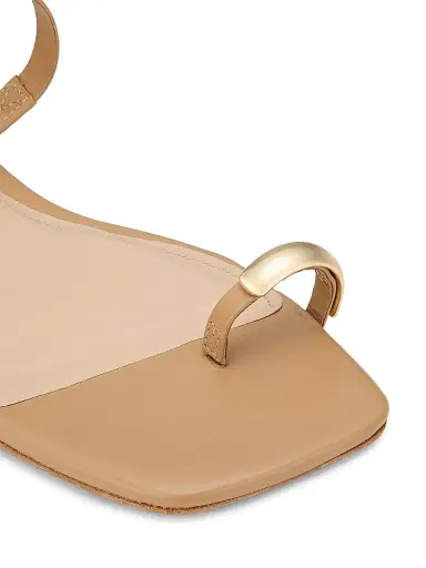 22élevé Women's Leather Toe Ring Sandals | Thumbnail 5