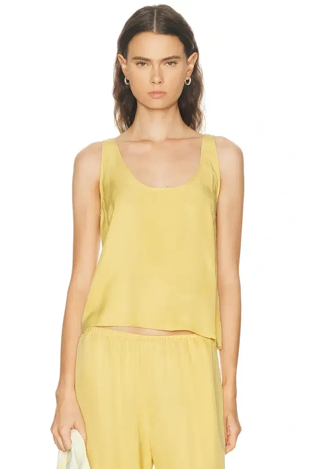 Kim Scoop Tank Top