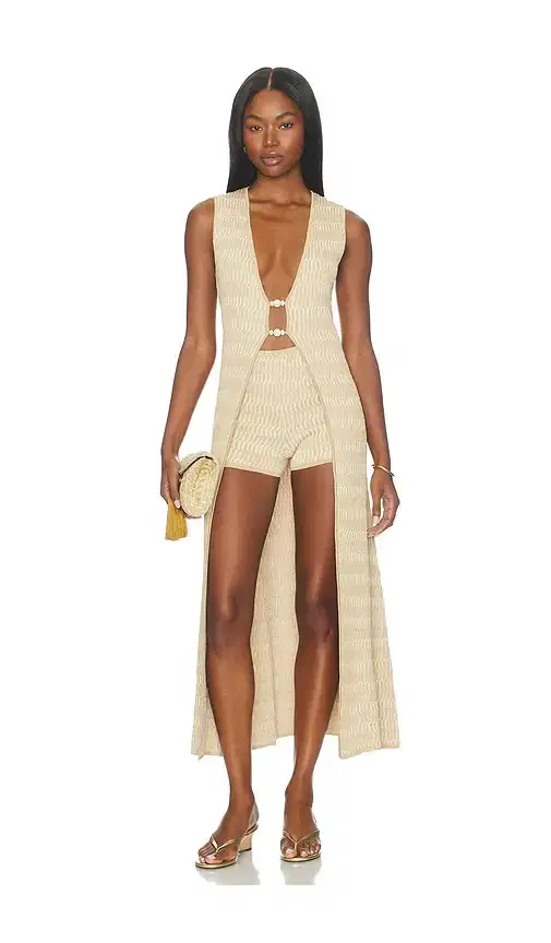 DEVON WINDSOR Garcelle Robe