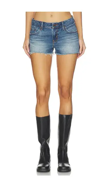Levi's Low Short | Thumbnail 1 Levi's Low Short | Thumbnail 1