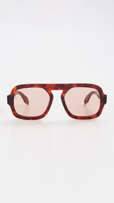 Elisa Johnson Jane Sunglasses Dark Red Tortoise Maroon Lens One Size | Thumbnail 2 Elisa Johnson Jane Sunglasses Dark Red Tortoise Maroon Lens One Size | Thumbnail 2