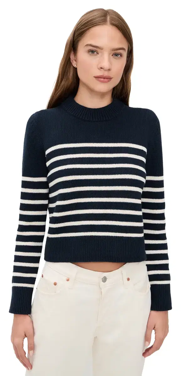 The Favorite Crew Sweater Navy & Cream