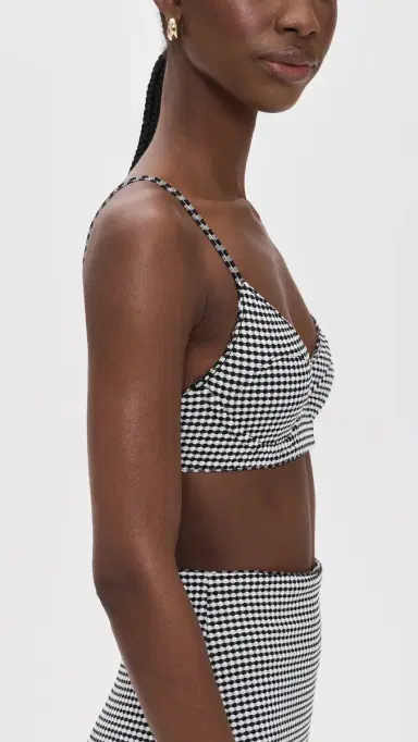 THE GREAT. The Reversible Underwire Bikini Top Black & Cream Check | Thumbnail 4