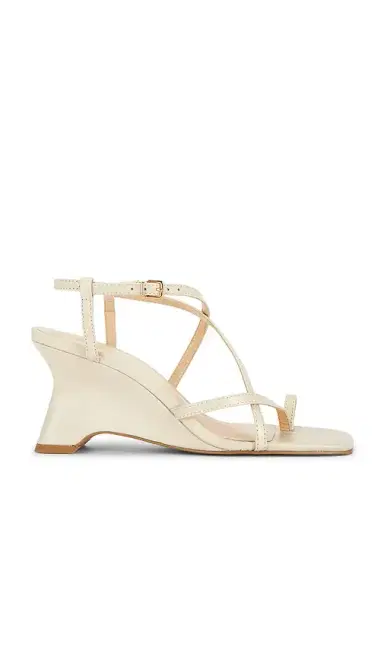 Dolce Vita Aylee Sandal | Thumbnail 1 Dolce Vita Aylee Sandal | Thumbnail 1