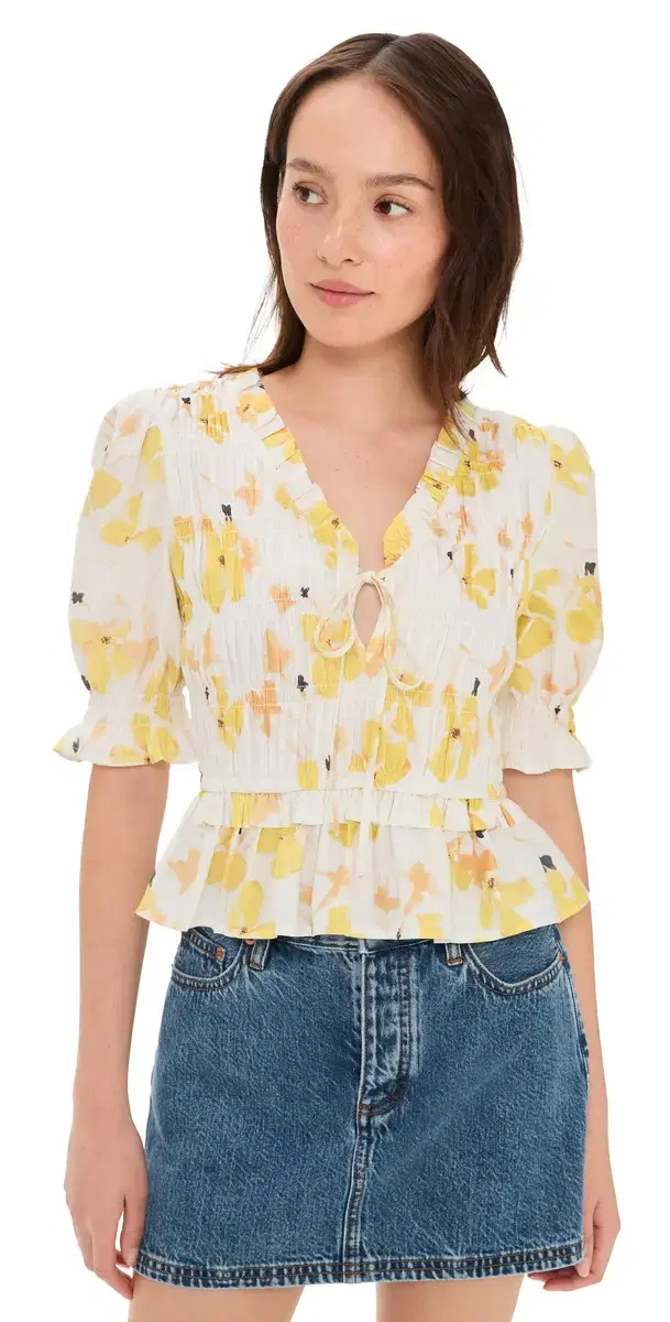 Fontaine Blouse Tossed Daffodils