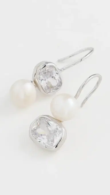 Shashi Clemence Reverse Stud Pearl | Thumbnail 5 Shashi Clemence Reverse Stud Pearl | Thumbnail 5