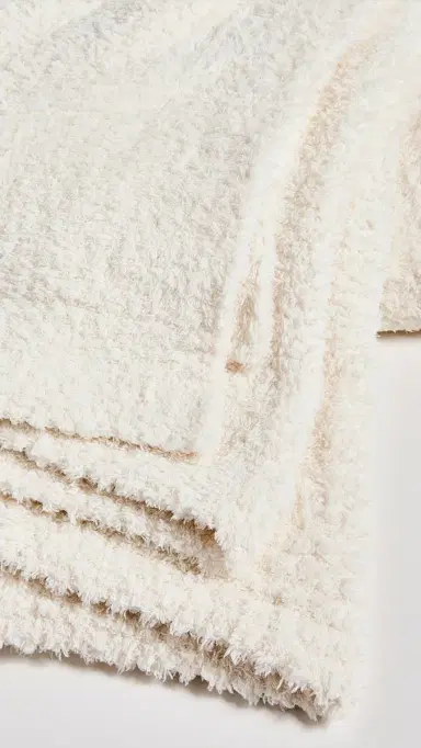 Barefoot Dreams CozyChic Throw | Thumbnail 3