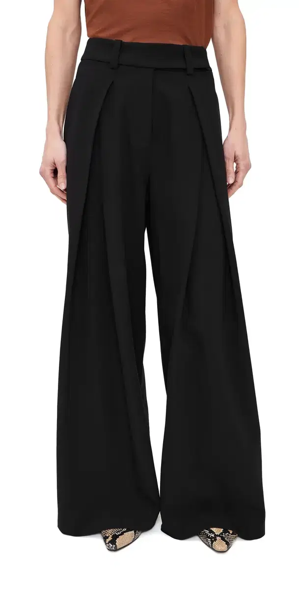 Favorite Daughter Pleats For Days Petite Pants Black