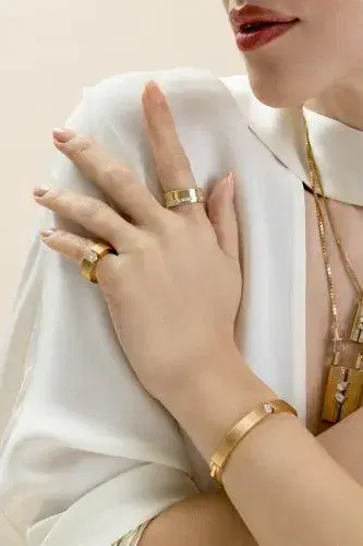 LORAIDA Diamond Cigar Band | Thumbnail 2