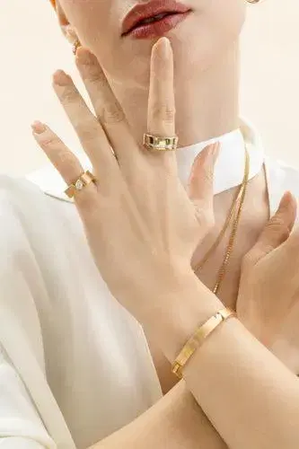 LORAIDA Diamond Cigar Band | Thumbnail 4