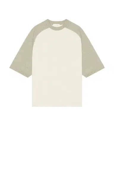 Fear of God Essentials Signature Baseball Tee | Thumbnail 4 Fear of God Essentials Signature Baseball Tee | Thumbnail 4