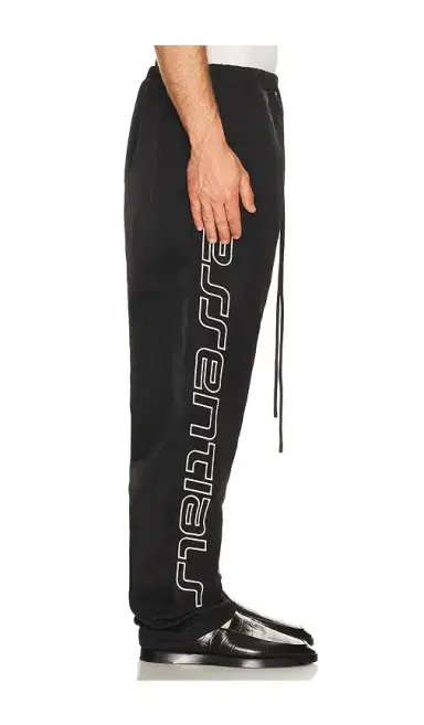 Fear of God Essentials Active Trace Relaxed Drawstring Pant | Thumbnail 9