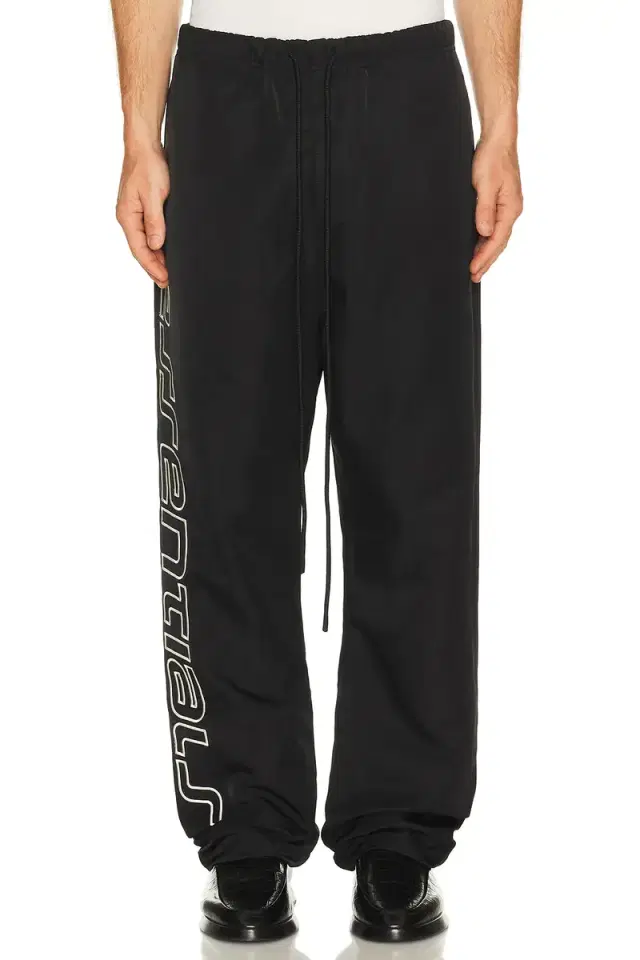 Active Trace Relaxed Drawstring Pant
