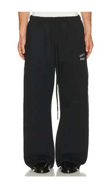 Fear of God Essentials Flare Sweatpant | Thumbnail 7
