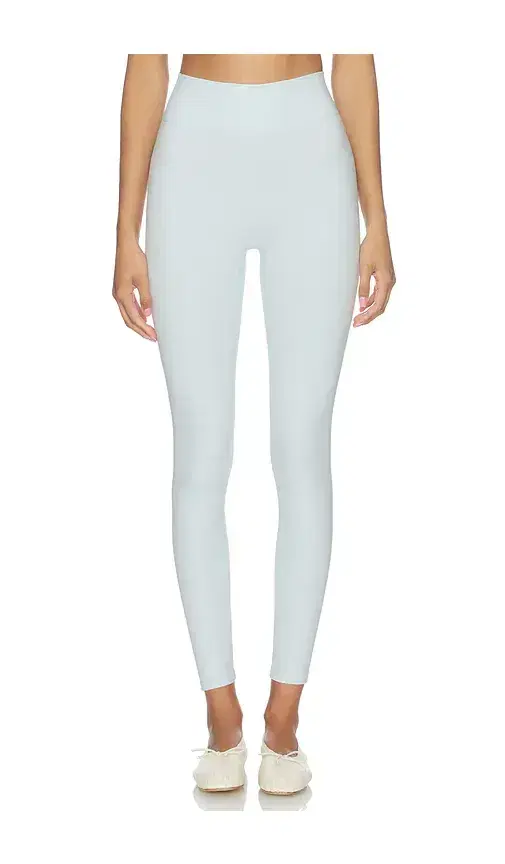 The Essentials Legging
