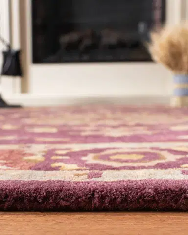 Safavieh Burgundy Oaks Hand Tufted Rug | Thumbnail 4
