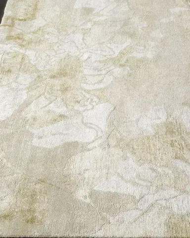 Safavieh Petal Floral Wash Rug | Thumbnail 1