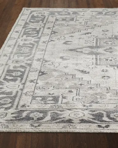 Safavieh Romeo Hand-Knotted Rug | Thumbnail 2