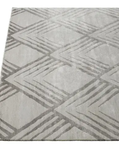 Safavieh Rigmore Hand-Knotted Rug | Thumbnail 1