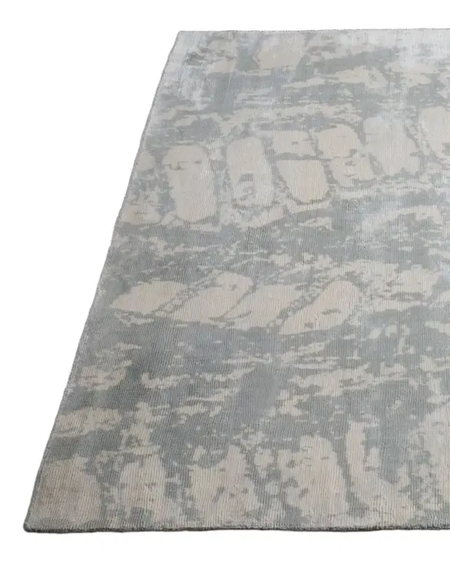 Safavieh Drizzling Mist Hand-Loomed Rug