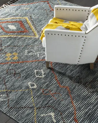 Safavieh Madrid Hand-Knotted Rug | Thumbnail 3