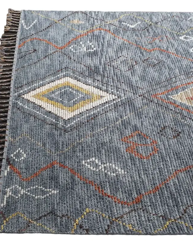 Safavieh Madrid Hand-Knotted Rug