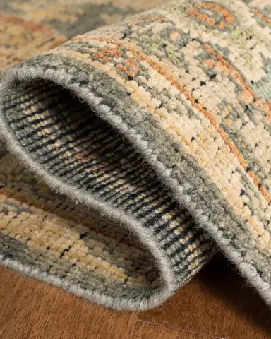 Safavieh Monserrate Hand-Knotted Rug | Thumbnail 3