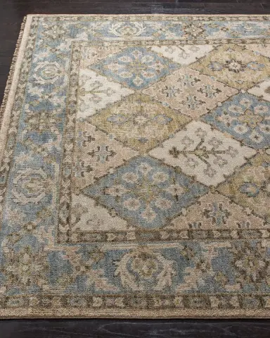 Safavieh Kettering Hand-Knotted Rug | Thumbnail 2 Safavieh Kettering Hand-Knotted Rug | Thumbnail 2