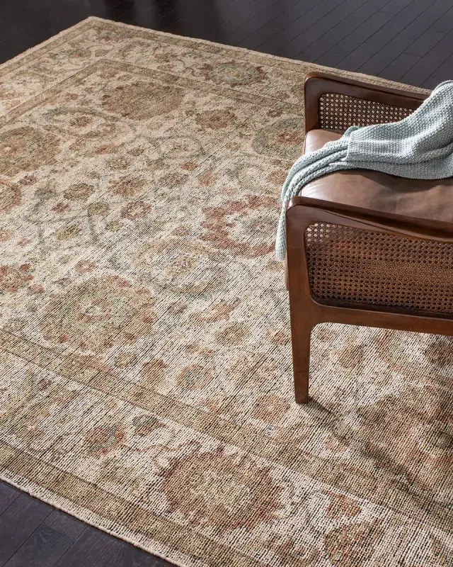 Safavieh Kilworth Hand-Knotted Rug