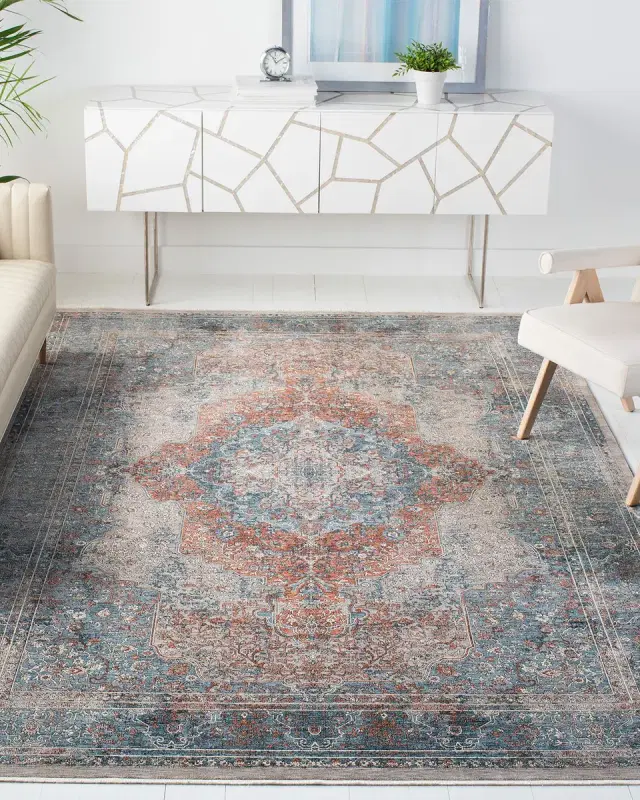 Safavieh Hanna Power-Loomed Rug