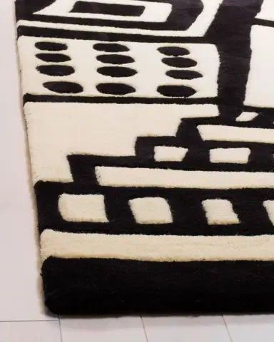 Safavieh Owen Hand-Tufted Rug | Thumbnail 3