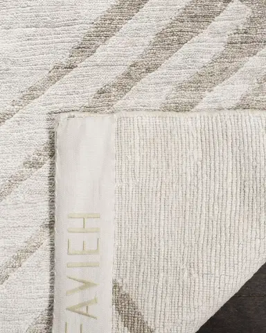 Safavieh Travis Hand-Knotted Rug | Thumbnail 3 Safavieh Travis Hand-Knotted Rug | Thumbnail 3