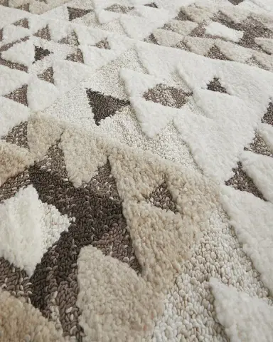 Safavieh Kittie Power-Loomed Shag Rug | Thumbnail 3