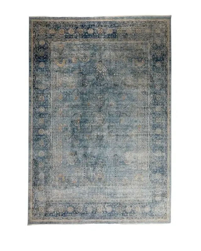Safavieh Chantalle Power-Loomed Rug