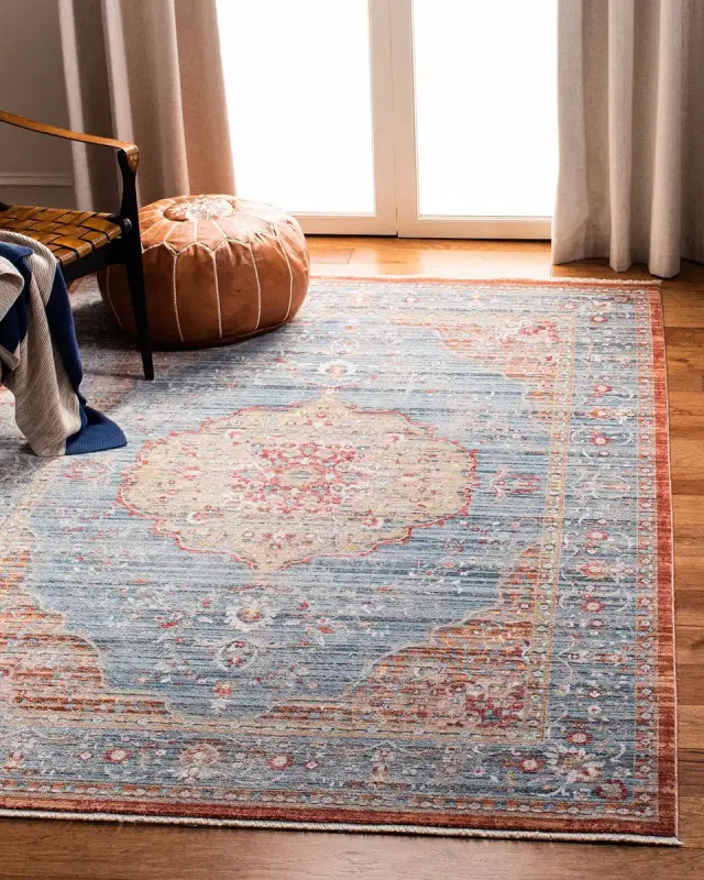 Safavieh Sylvia Power-Loomed Rug