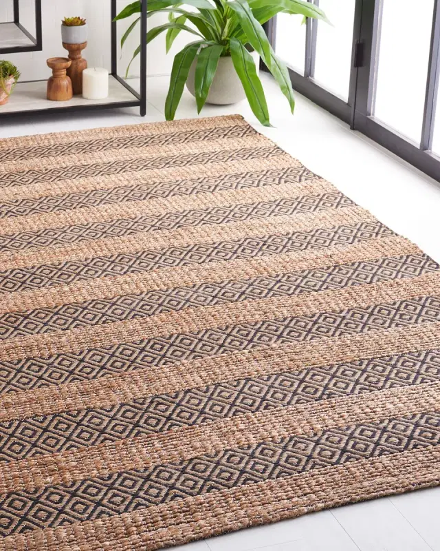 Safavieh Gatlin Hand-Woven Rug