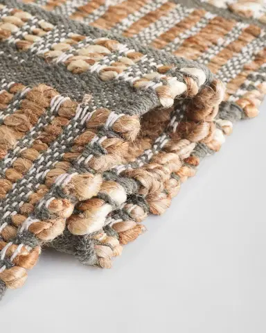 Safavieh Leif Hand-Woven Rug | Thumbnail 5 Safavieh Leif Hand-Woven Rug | Thumbnail 5