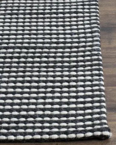 Safavieh Lyle Hand-Loomed Rug | Thumbnail 3