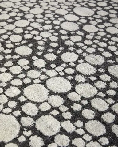 Safavieh Maverick Hand-Loomed Rug | Thumbnail 2