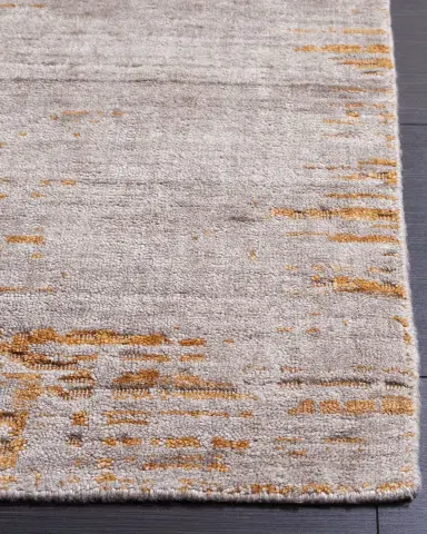 Safavieh Femi Hand-Loomed Rug | Thumbnail 3 Safavieh Femi Hand-Loomed Rug | Thumbnail 3