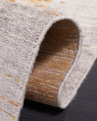 Safavieh Femi Hand-Loomed Rug | Thumbnail 4 Safavieh Femi Hand-Loomed Rug | Thumbnail 4