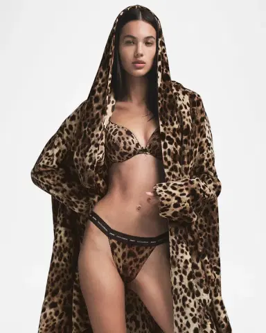 SKIMS Silk Cape Robe | Thumbnail 2