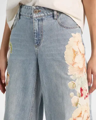 ALICE + OLIVIA Amazing Floral Low-Rise Baggy Jeans | Thumbnail 5 ALICE + OLIVIA Amazing Floral Low-Rise Baggy Jeans | Thumbnail 5