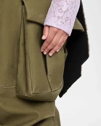 Marc Jacobs Runway Bow Back Wide-Leg Cargo Pants | Thumbnail 4 Marc Jacobs Runway Bow Back Wide-Leg Cargo Pants | Thumbnail 4