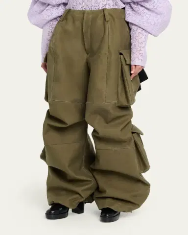 Marc Jacobs Runway Bow Back Wide-Leg Cargo Pants | Thumbnail 8 Marc Jacobs Runway Bow Back Wide-Leg Cargo Pants | Thumbnail 8