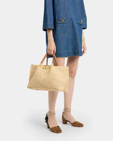 Valentino Garavani Medium Viscose Raffia Rockstud Tote Bag | Thumbnail 6