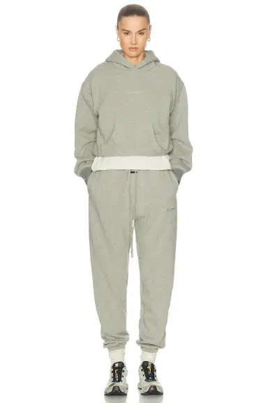 Fear of God Essentials Signature Classic Fleece Hoodie | Thumbnail 4 Fear of God Essentials Signature Classic Fleece Hoodie | Thumbnail 4